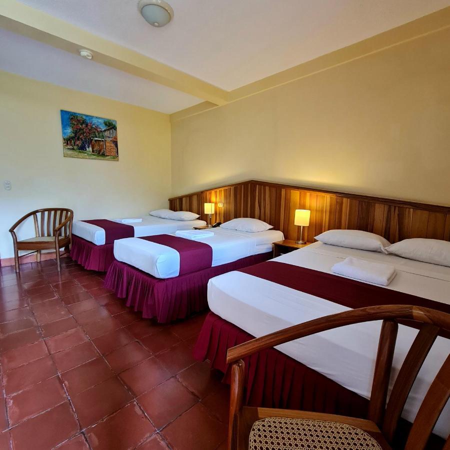 Hotel Austria Леон Экстерьер фото